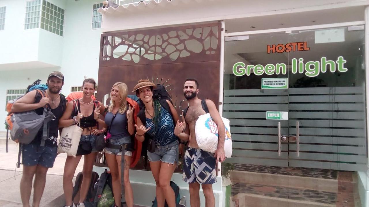 Hostel Green Light تاجانجا المظهر الخارجي الصورة