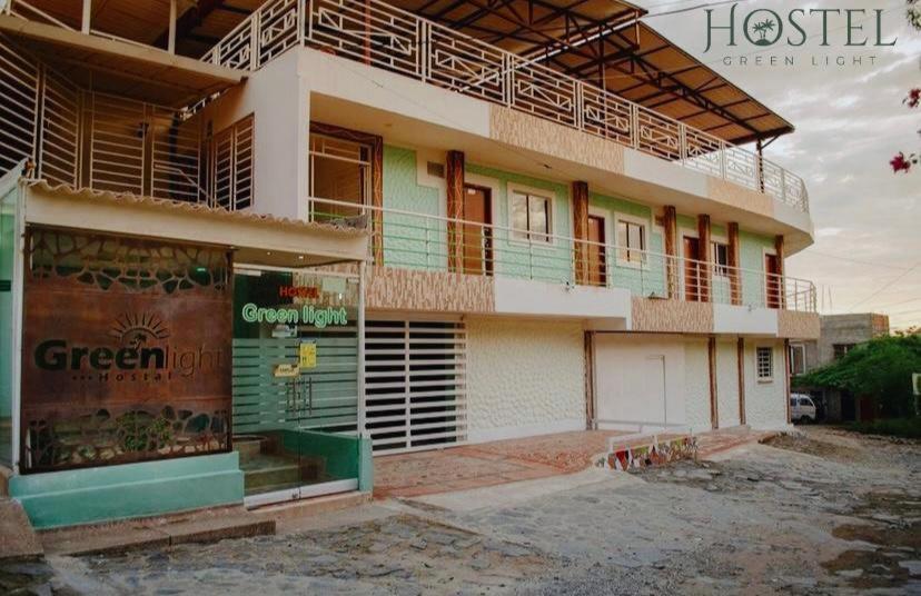 Hostel Green Light تاجانجا المظهر الخارجي الصورة