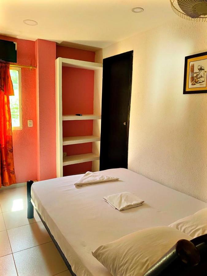 Hostel Green Light تاجانجا المظهر الخارجي الصورة