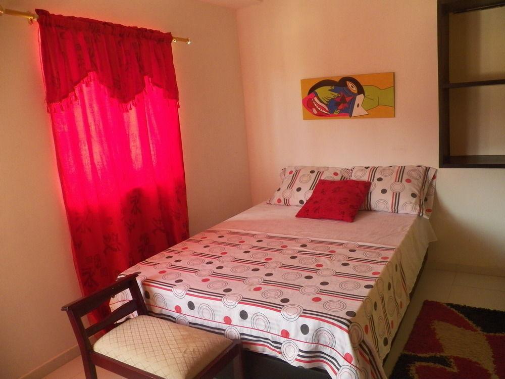 Hostel Green Light تاجانجا المظهر الخارجي الصورة