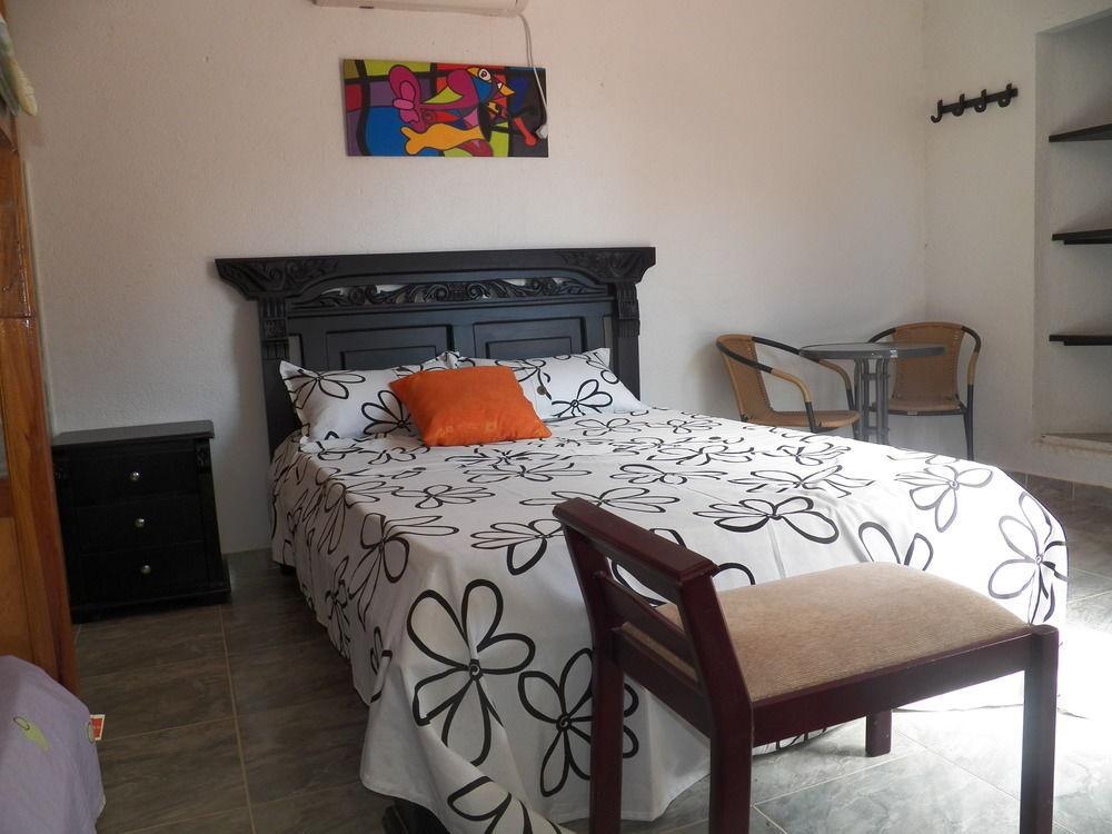 Hostel Green Light تاجانجا المظهر الخارجي الصورة
