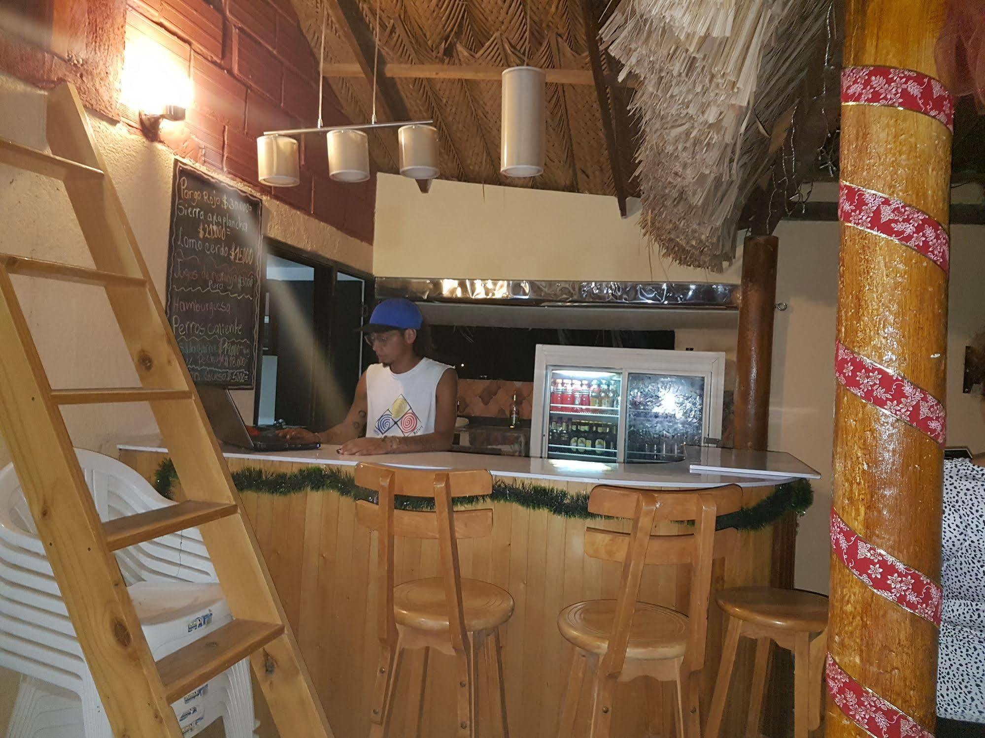 Hostel Green Light تاجانجا المظهر الخارجي الصورة