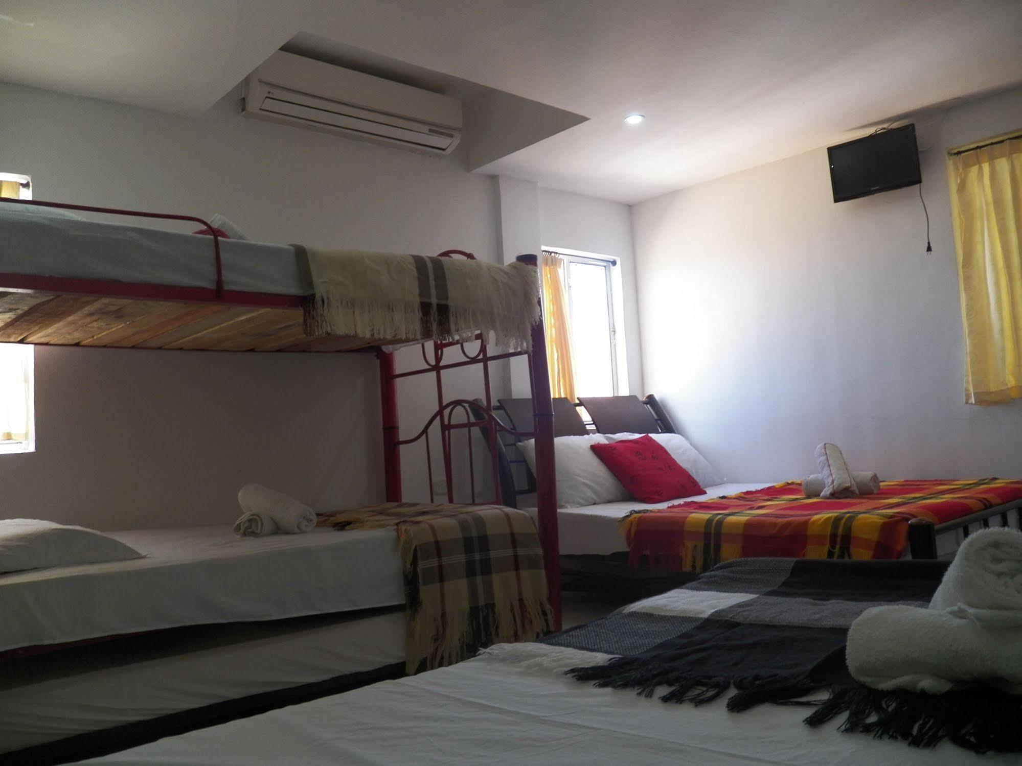 Hostel Green Light تاجانجا المظهر الخارجي الصورة